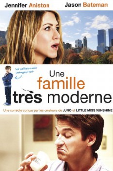 poster Une famille très moderne  (2010)